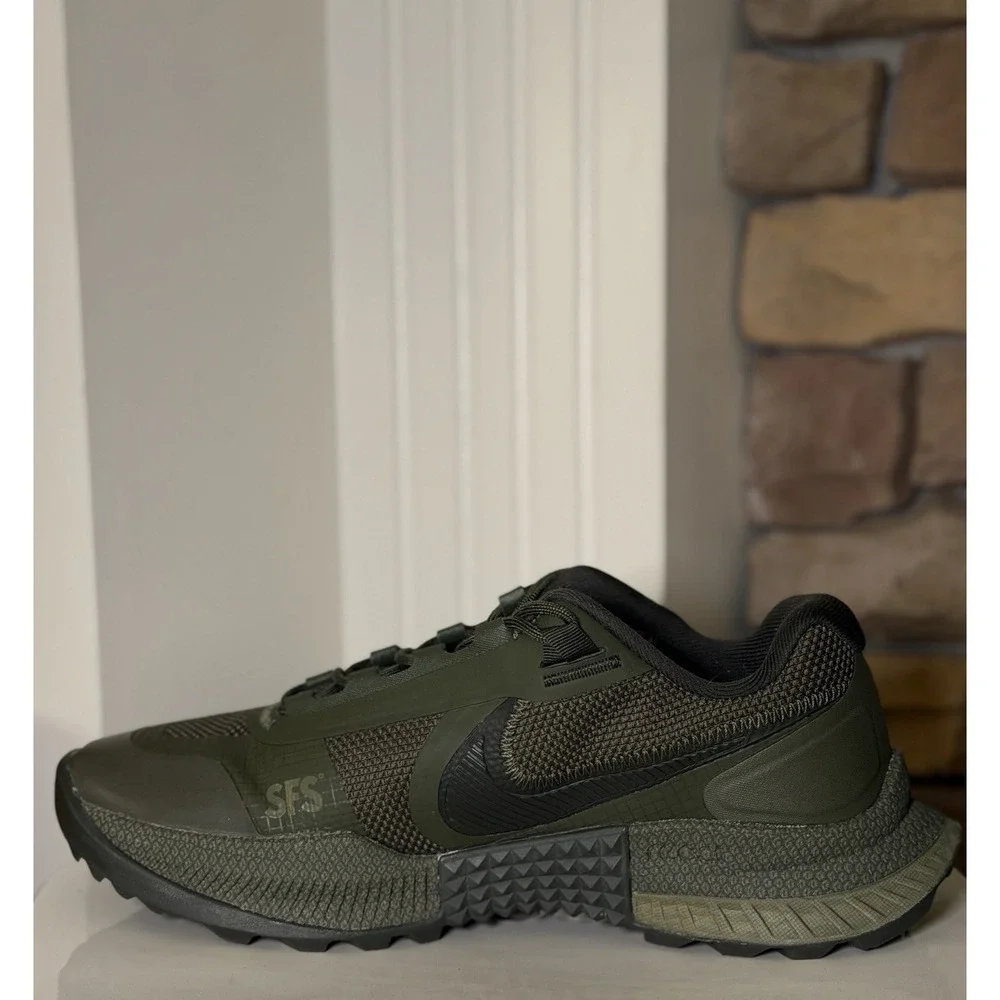 Nike React SFB Carbon Low Tactical Shoes Men's 9 Olive Cargo Khaki Hiking